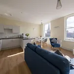 Apartment 5, Isabella House, Aparthotel, By Rentmyhouse