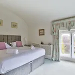 Fawley Court By Group Retreats