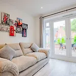 Guest Homes I Friar Street Flat