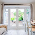 Guest Homes I Friar Street Flat