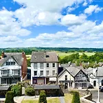 Wye View Lodge, Hay View Lodges