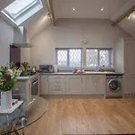 Herefordshire - Little Oak - Charming Cottage In Rural Location North Of Hereford - Sleeps 2 Guets - Ideal For A Cozy Trip Away - Hosted By Rentmyhouse