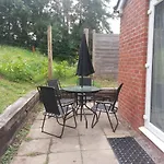 Stylish Bungalow In Symonds Yat