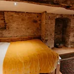 Lyde Court Country House