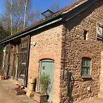The Old Coach House - Wye Valley Aonb