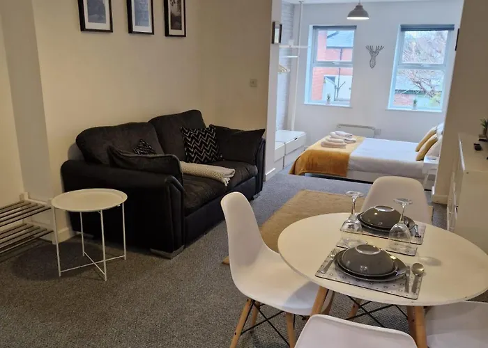 Hereford City - Victory Apartment - Modern Studio In Vibrant Popular Area Of Hereford - Hosted By Rentmyhouse