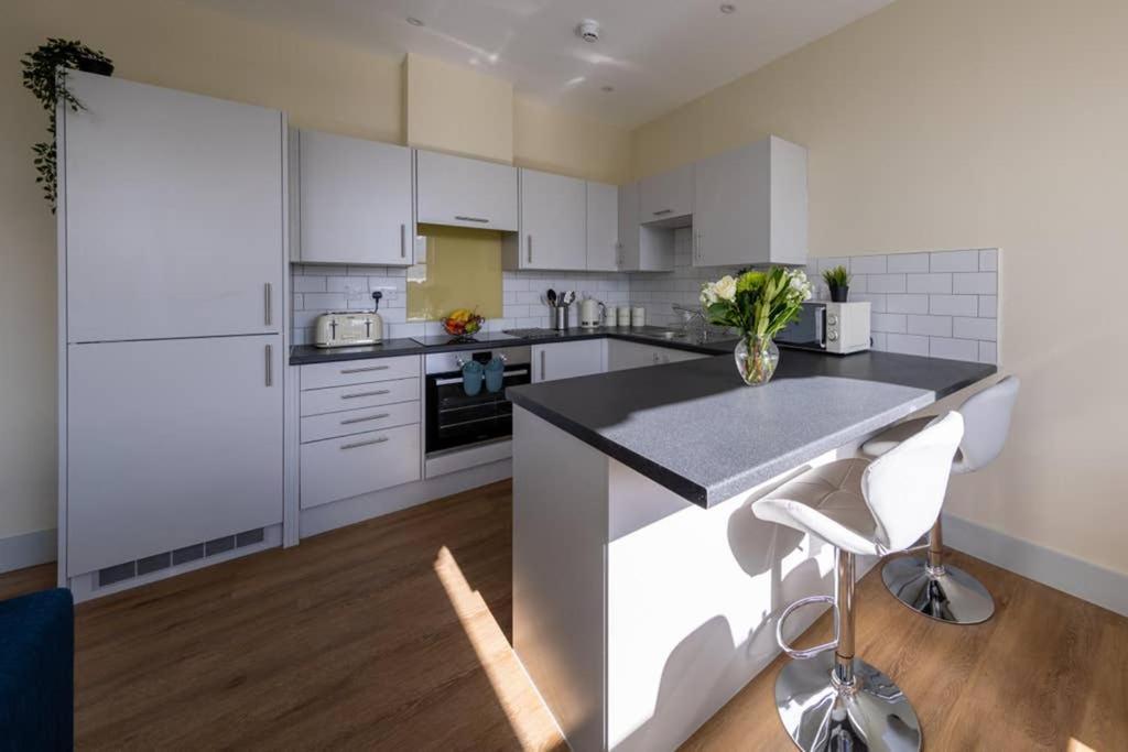 5, Isabella House, Aparthotel, By Rentmyhouse Apartment Hereford