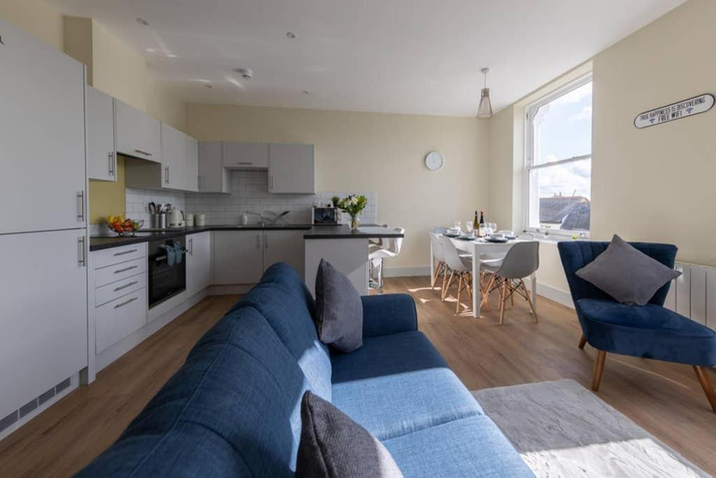 5, Isabella House, Aparthotel, By Rentmyhouse Hereford
