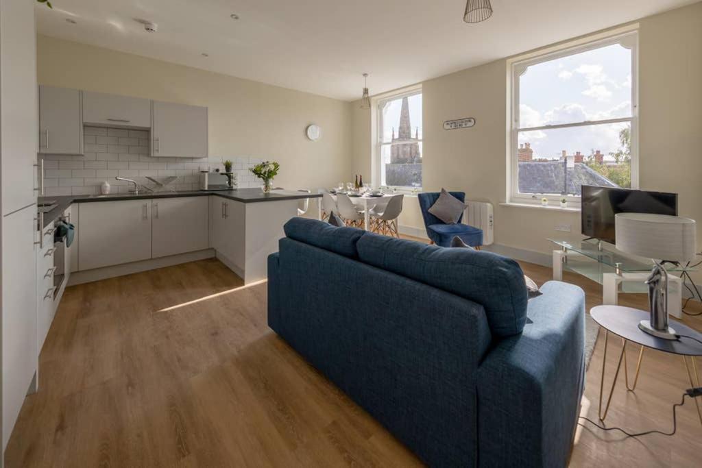 Apartment 5, Isabella House, Aparthotel, By Rentmyhouse Hereford