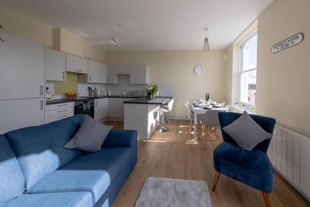 5, Isabella House, Aparthotel, By Rentmyhouse * Hereford