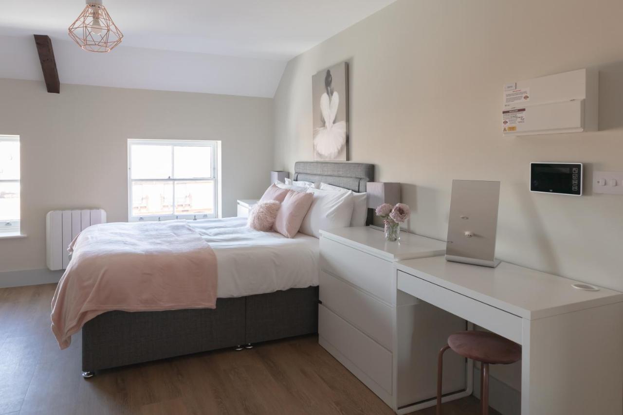9, Isabella House, Aparthotel, By Rentmyhouse Apartment Hereford