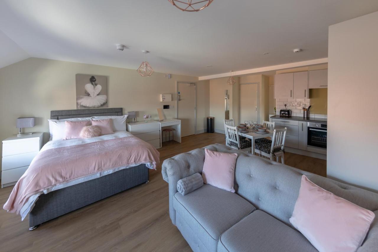 9, Isabella House, Aparthotel, By Rentmyhouse Hereford