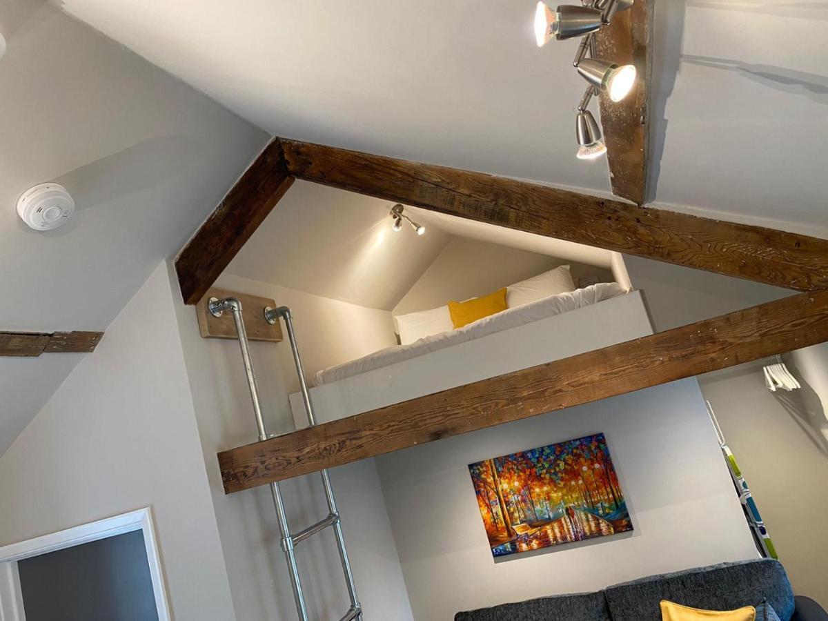 Apartment @ Bastion Mews *