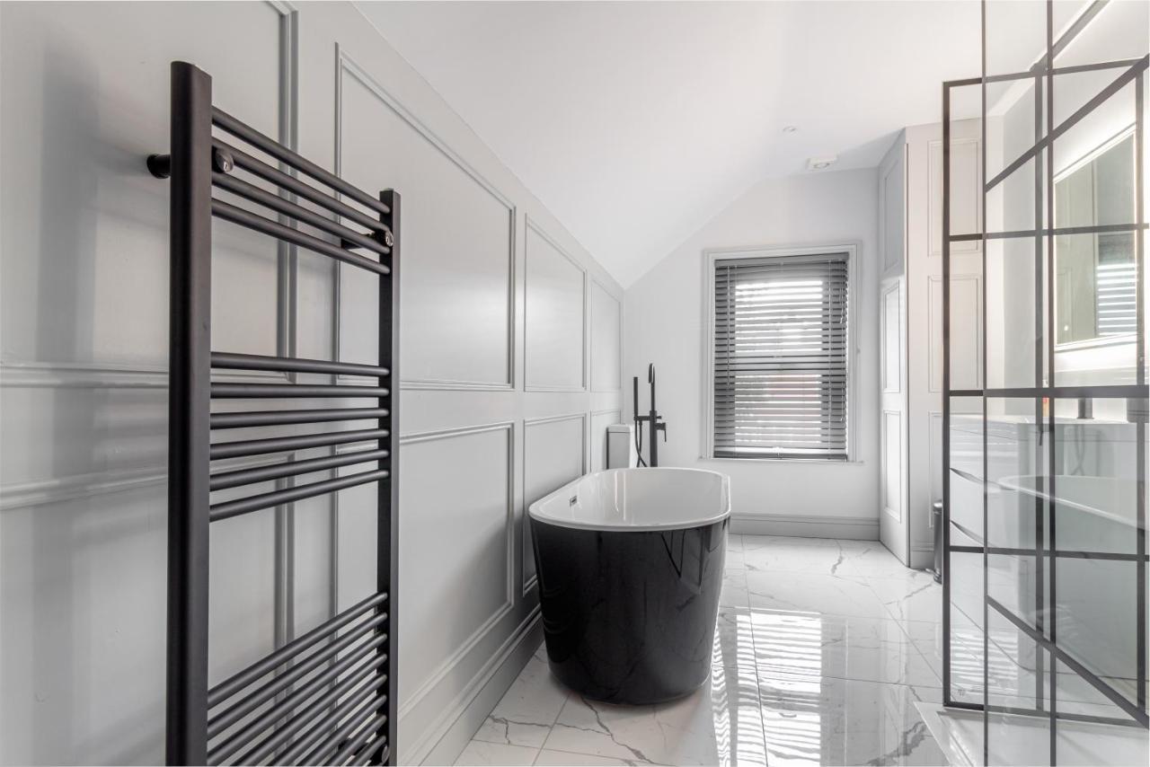 Host & - Barton Road Retreat Holiday home *