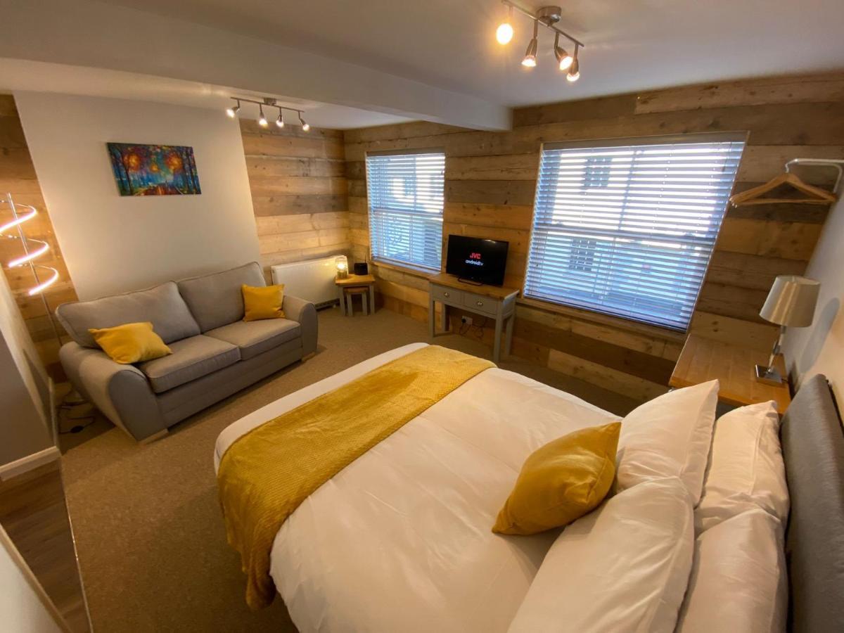 At Bastion Mews Apartment