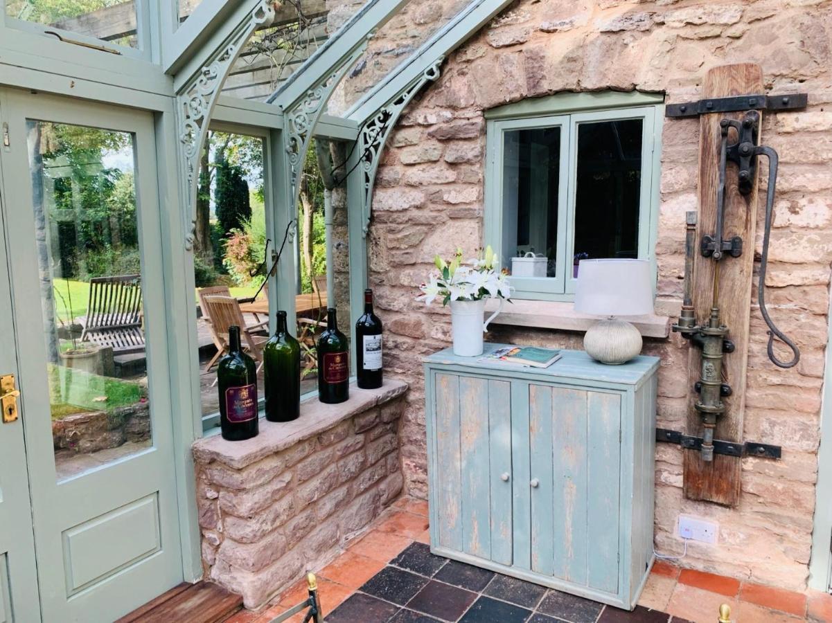 Beautiful Old Water Mill In Rural Herefordshire Holiday home