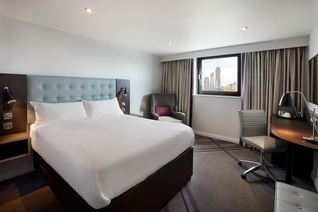 Premier Centre Hotel