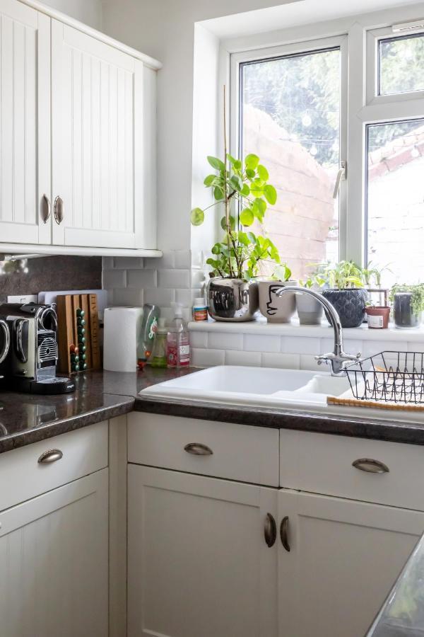 Hereford City - St Owens Terrace - Comfortable & Spacious Well Presented Three Storey House, Perfect For A Weekend Away & Exploring The City On Foot - Hosted By Rentmyhouse *