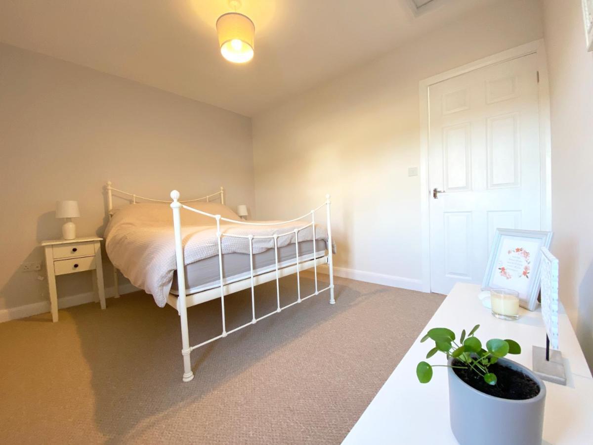 Freshly Renovated 2 Bedroom Victorian Town House. * Hereford
