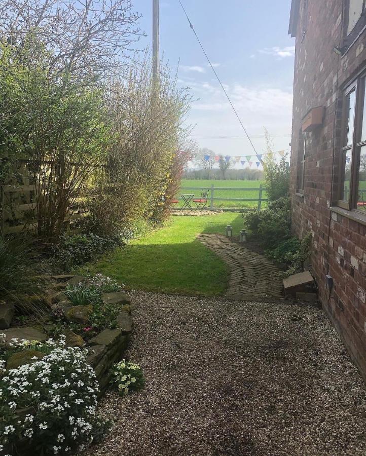 Apartment Soldiers Cottage, With Hot Tub, Dog Friendly, Great Views Hereford