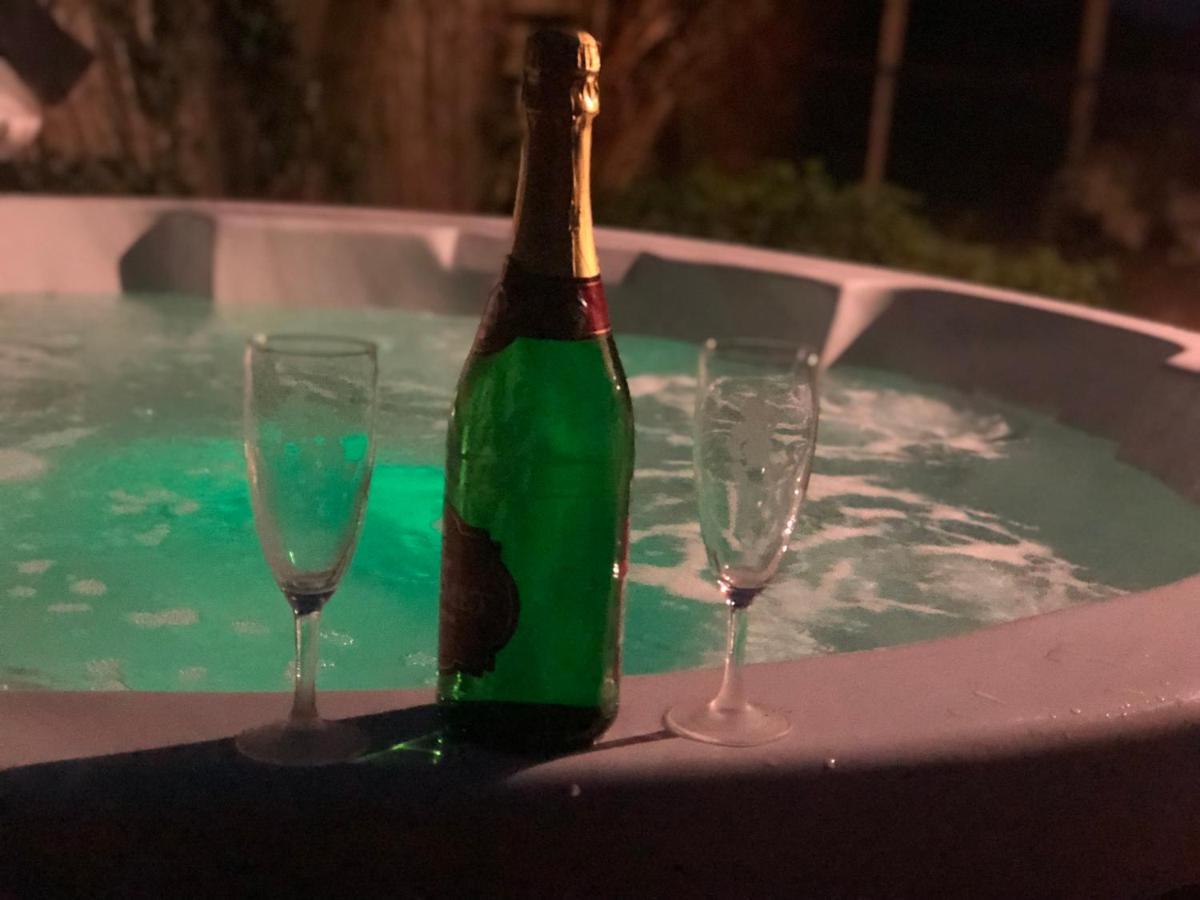 Soldiers Cottage, With Hot Tub, Dog Friendly, Great Views Hereford