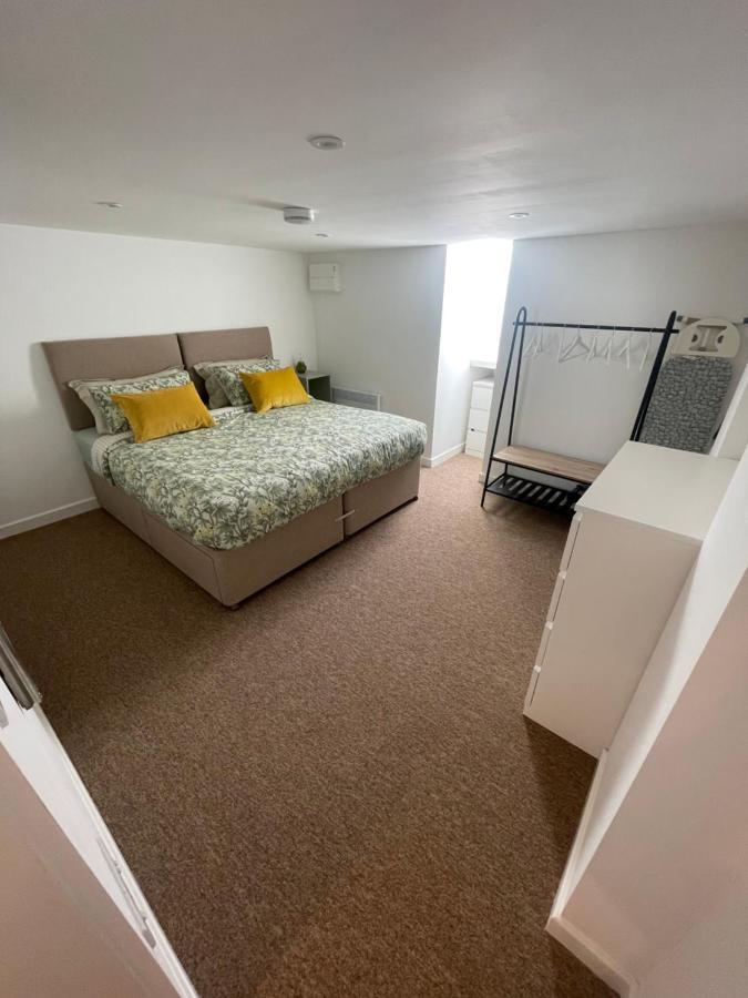 Quaint Basement Apartment