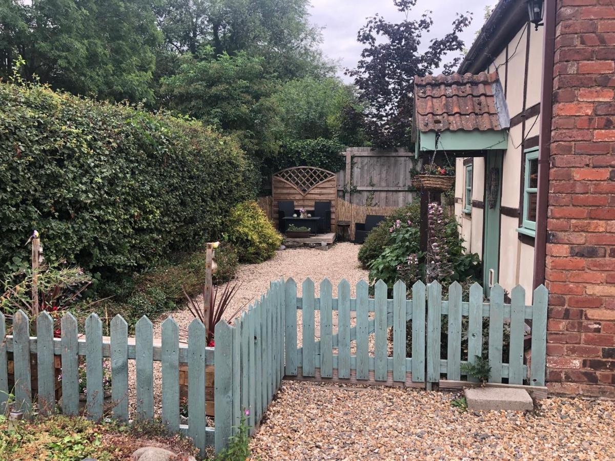 Soldiers Cottage, With Hot Tub, Dog Friendly, Great Views Apartment *