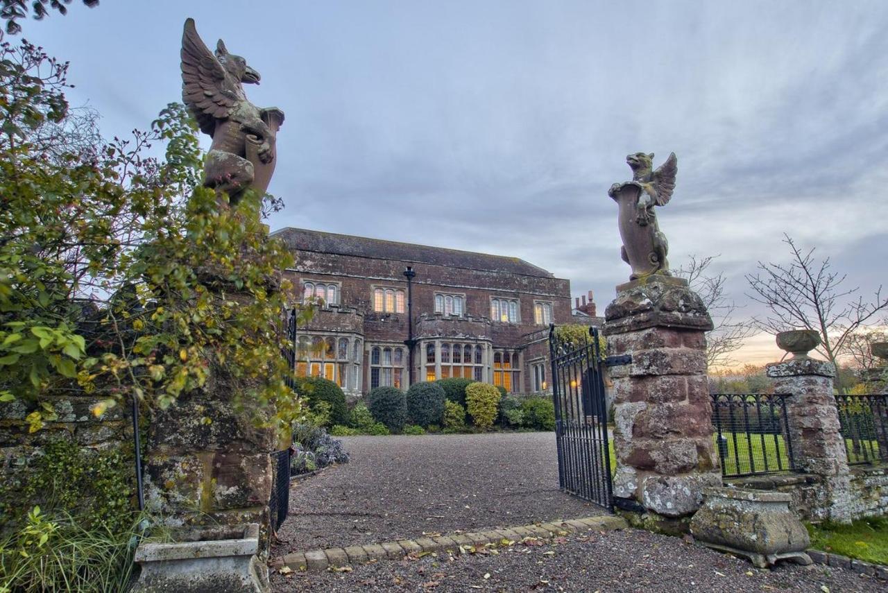 Fawley Court By Group Retreats *