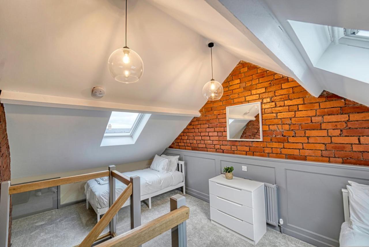 Host & - Barton Road House *