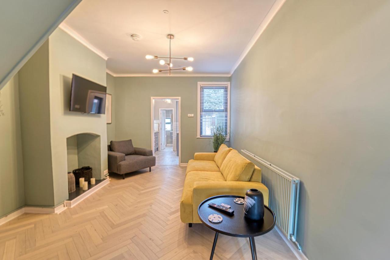 Host & - Barton Road House Holiday home *