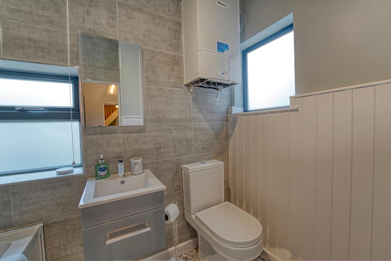 Host & - Barton Road House Holiday home Hereford