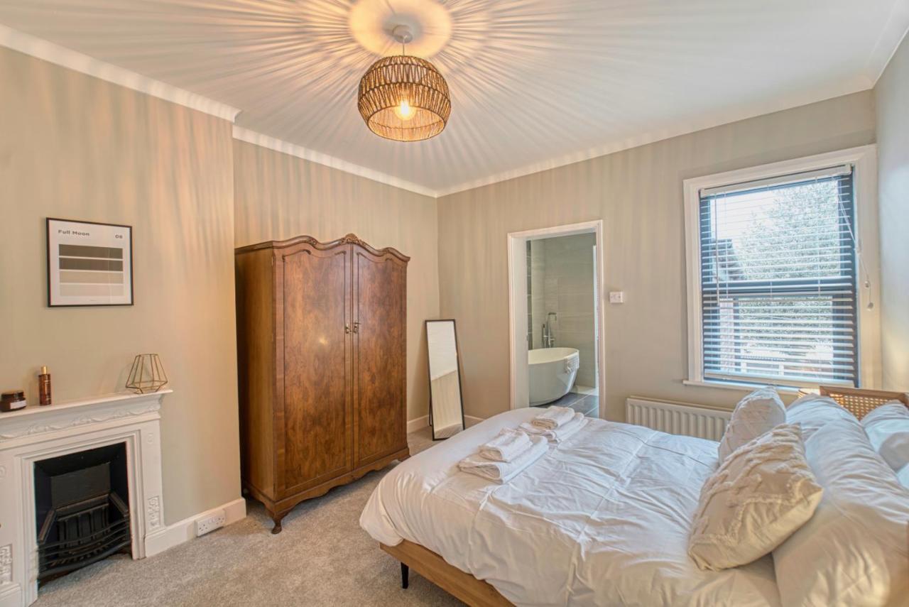 Host & - Barton Road House Holiday home
