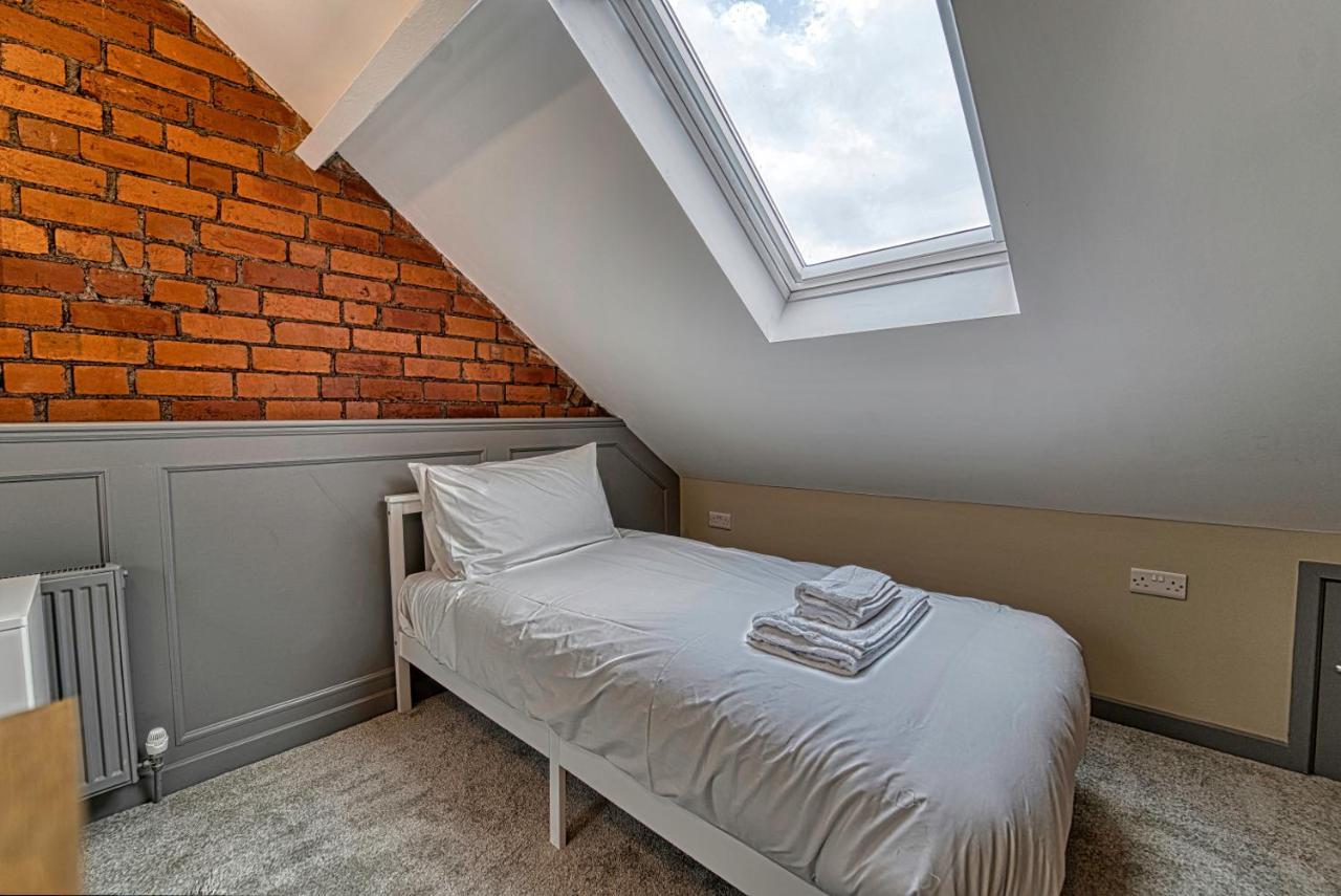 Host & - Barton Road House Holiday home