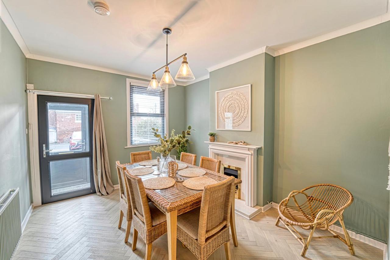 Holiday home Host & - Barton Road House *