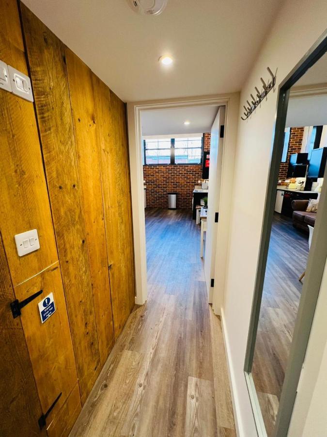 5 Sullivan House Hereford