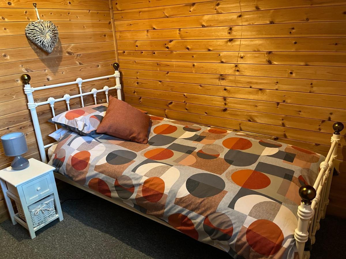 Wye View Lodge, Hay View * Hereford