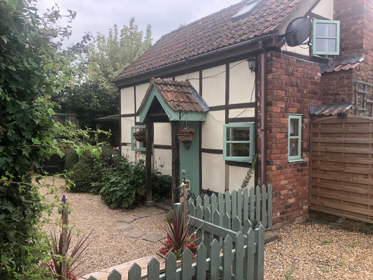 Soldiers Cottage, With Hot Tub, Dog Friendly, Great Views Hereford