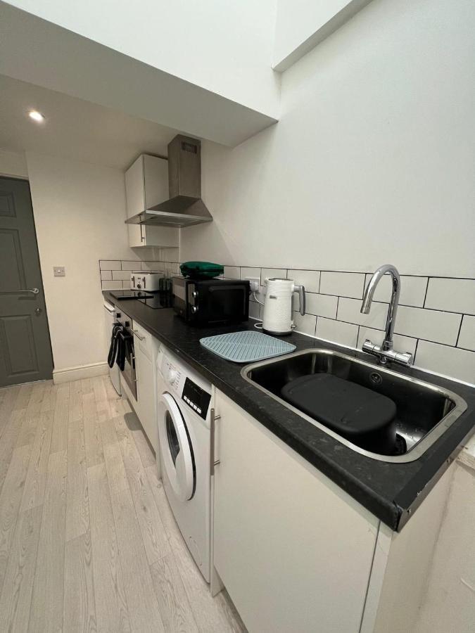 Apartment Host & - Eign Street *