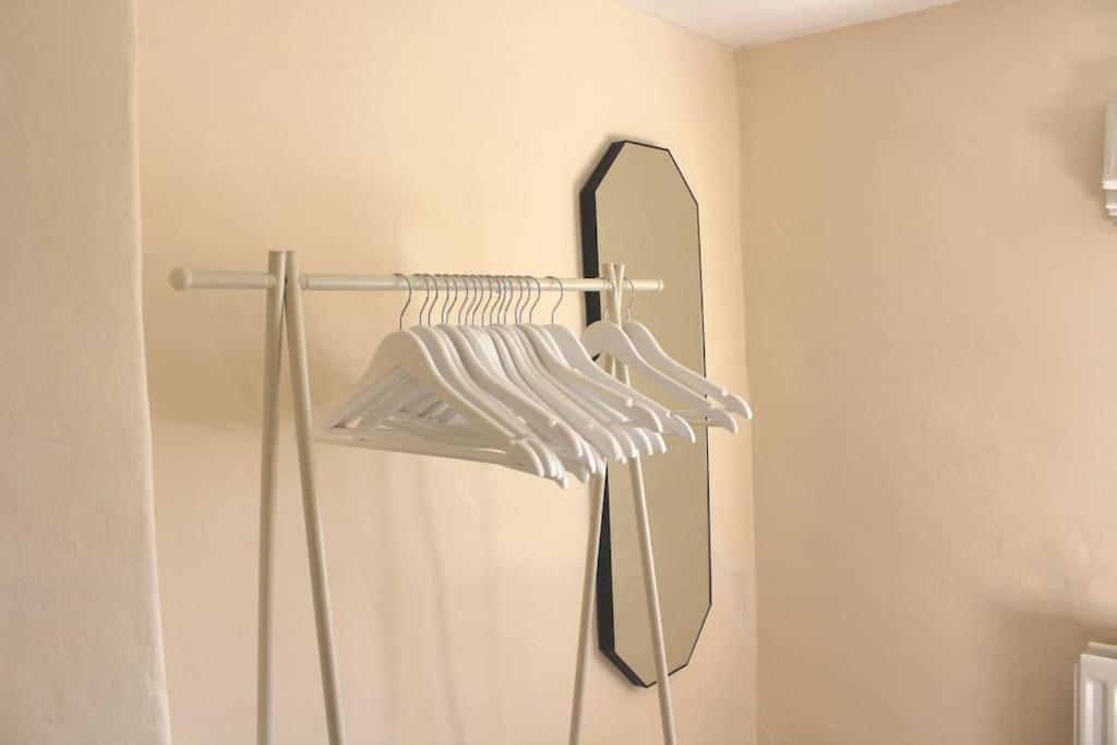 Pump - Cosy Herefordshire Holiday home *