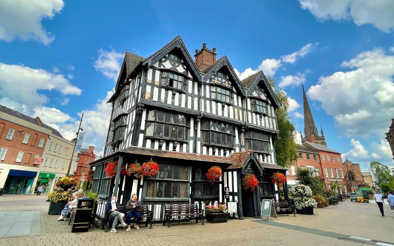Cosy Quiet In ~ Close To Centre ~ Free Parking * Hereford