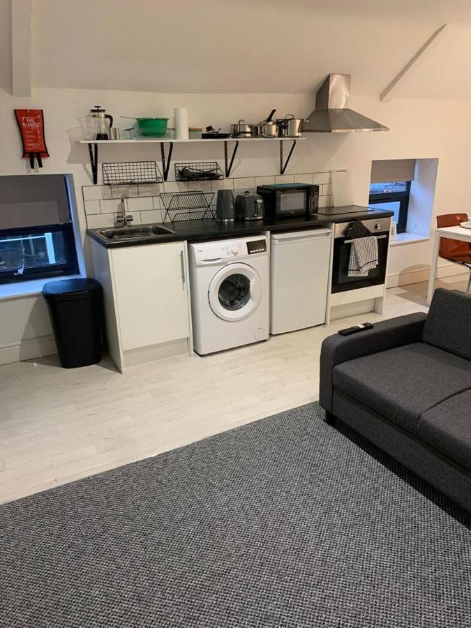 Host & - Eign Street Apartment *