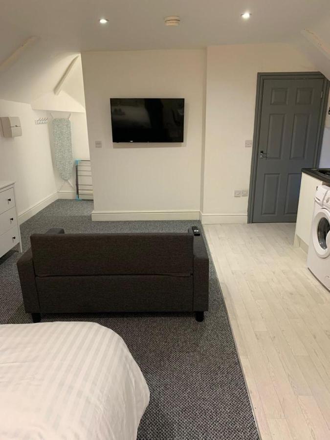 Host & - Eign Street Apartment *