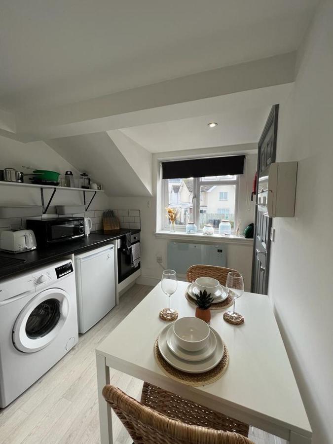 Host & - Eign Street Apartment