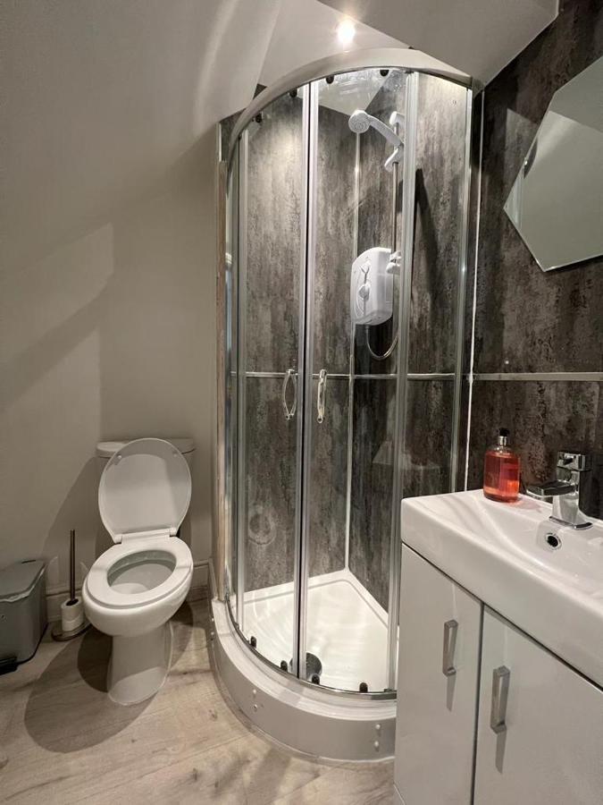 Apartment Host & - Eign Street *