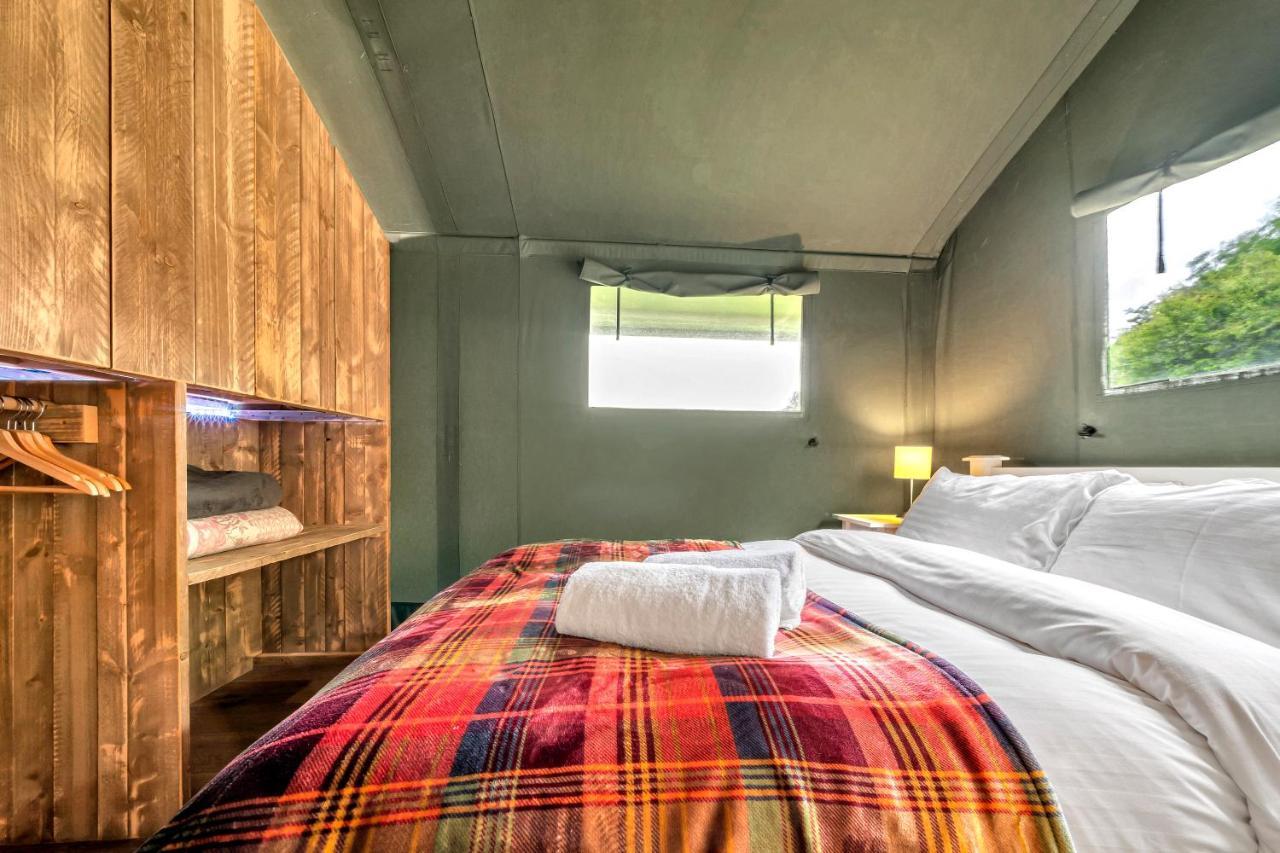 Luxury tent Nature's Nest Hereford