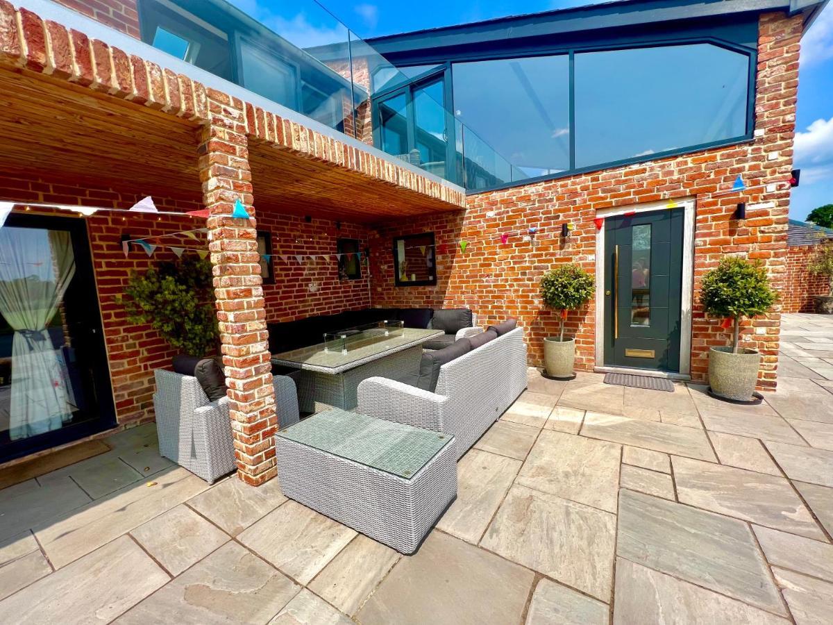 New Converted Barn Homestay *