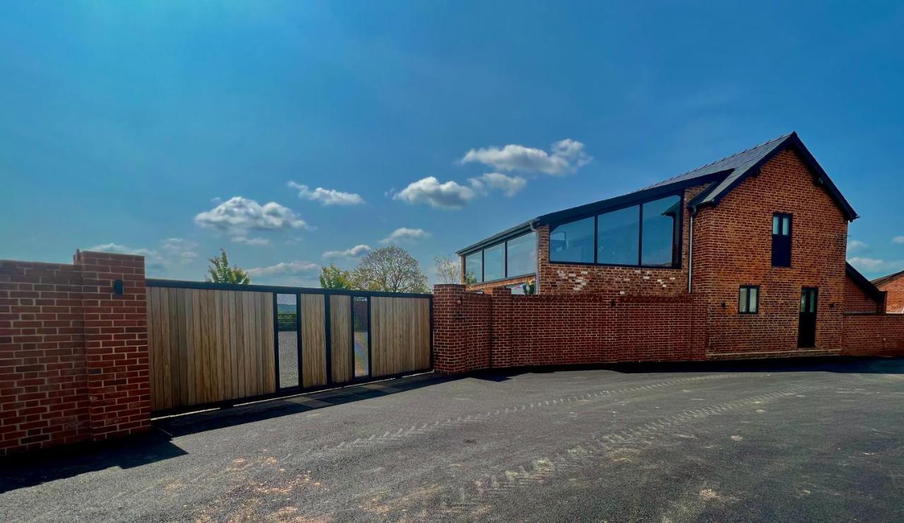 New Converted Barn Homestay *