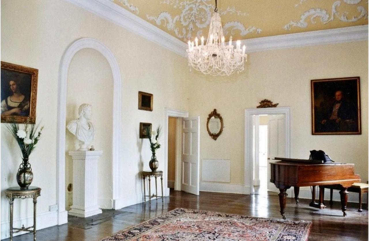 Newcourt Manor *