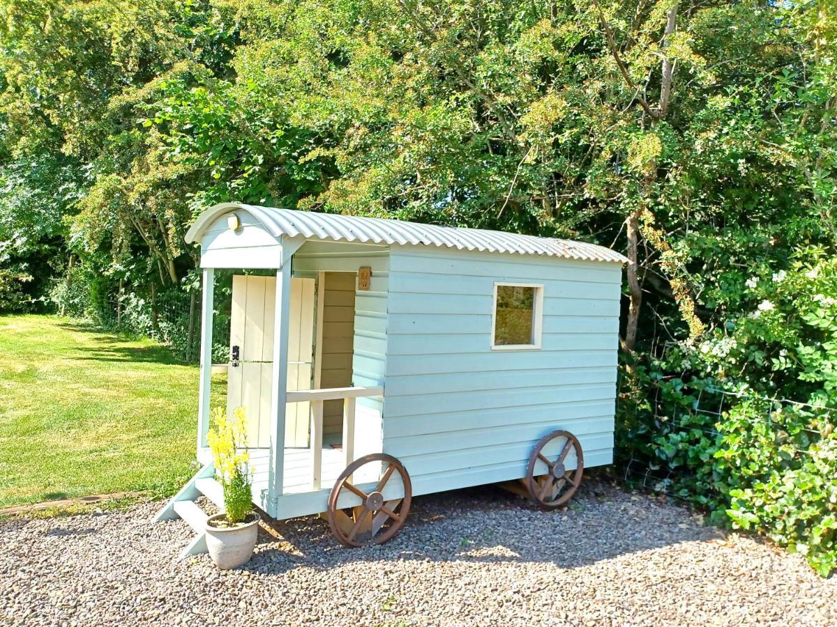 River Cottage@cwm Mill - Riverside Family Holidays In The Black Mountains Holiday home *