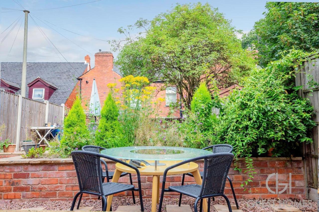 Guest Homes I Friar Street Flat * Hereford